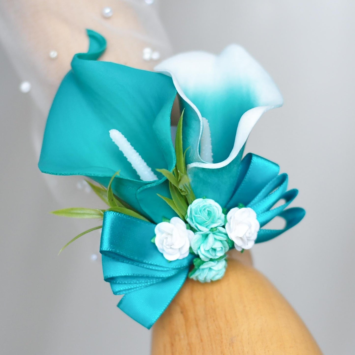 Real Touch Solid Teal Calla Lily Pearl Bracelet Wrist Corsage, Mulberry Flower Corsage Gift For Prom, Wedding Gift, Best Man Boutonniere Dad