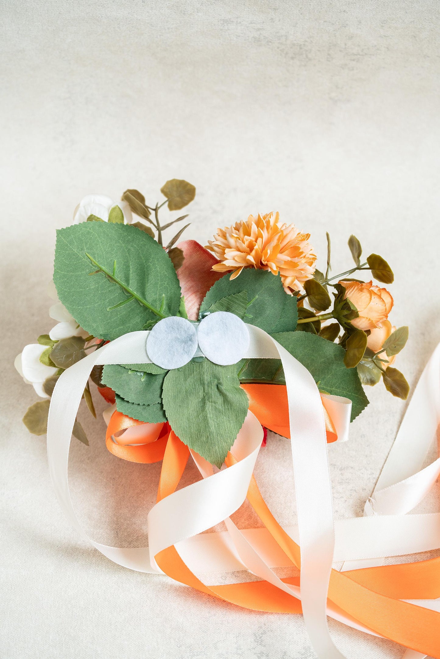 Pumpkin Orange Rose Wrist Corsage with Ribbon, Fall Wedding Corsage, Autumn Bridesmaid Gift, Halloween Wrist Flower, Bridal Accessories