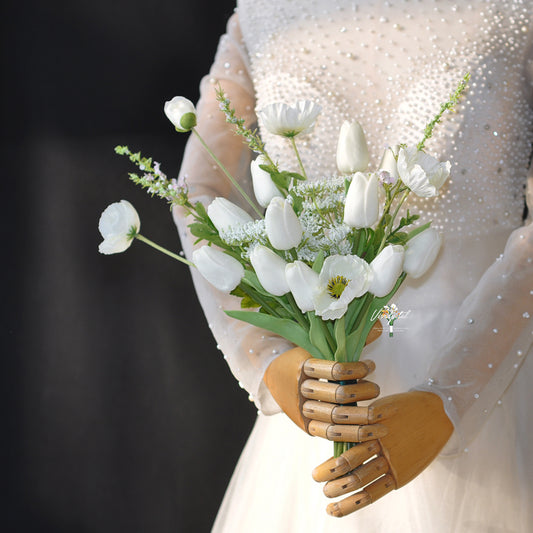 Simple real touch ivory white tulip bouquet/poppy  corn bouquet/bridal bridesmaids bouquet/flower girl bouquet/wedding bouquet