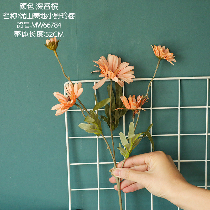 Silk Chrysant/artificial Chrysant/ best for wedding decoration home decoration  INS style holding flowers MW66784