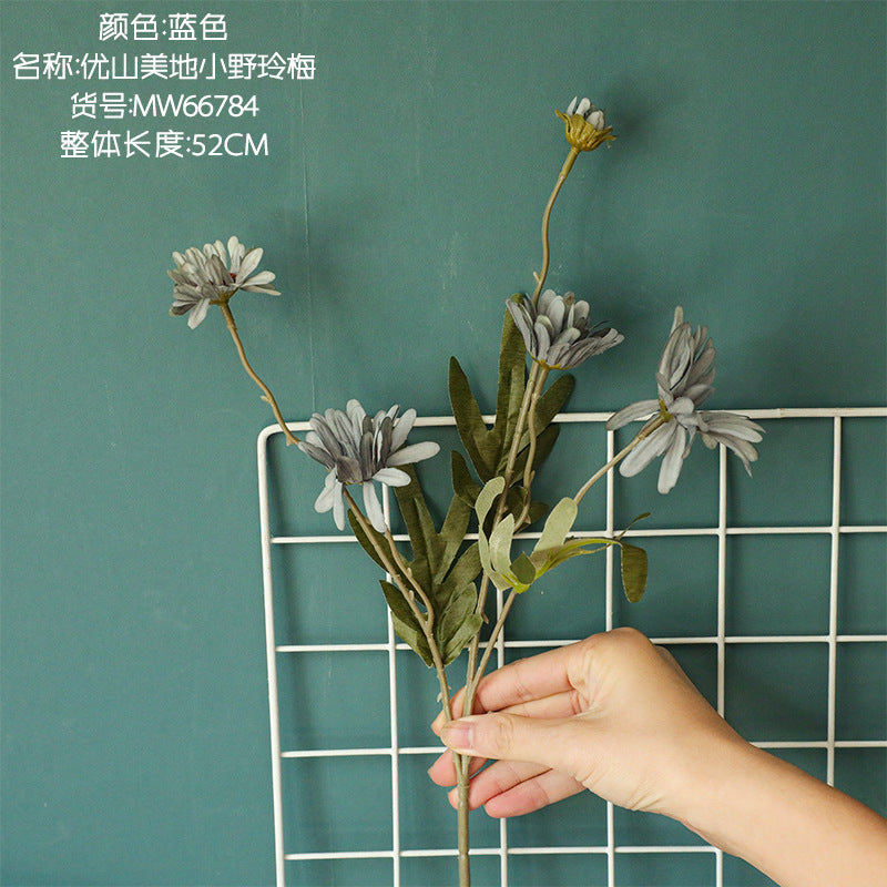 Silk Chrysant/artificial Chrysant/ best for wedding decoration home decoration  INS style holding flowers MW66784