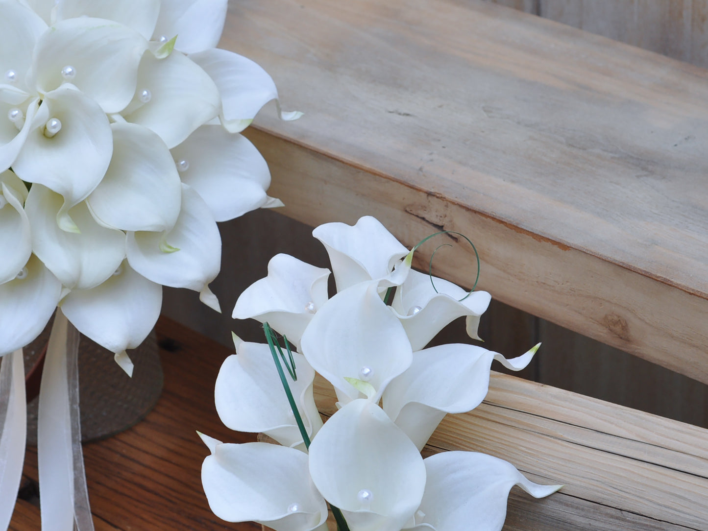 Real touch white calla lily bouquet/Pearl center bouquet/Rustic calla lily bouquet/Bridal bouquet/bridesmaids bouquet