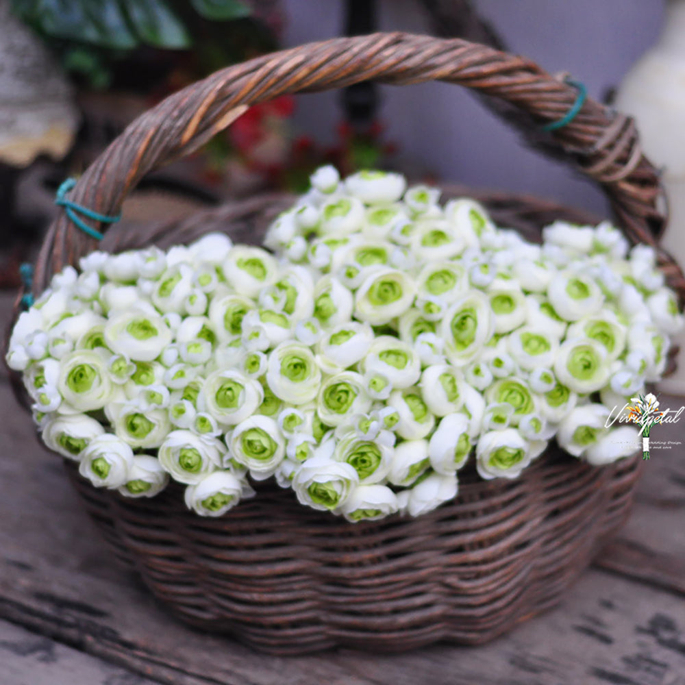 One bundle white green Picasso  artificial silk rose/mini ranunculus/6stems individual stems silk ranunculus buds/best for home decoction and wedding designing