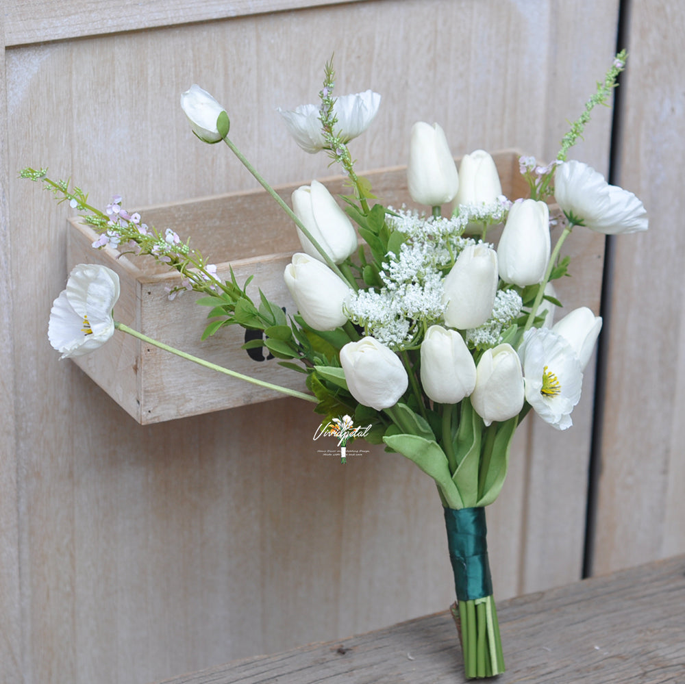 Simple real touch ivory white tulip bouquet/poppy  corn bouquet/bridal bridesmaids bouquet/flower girl bouquet/wedding bouquet