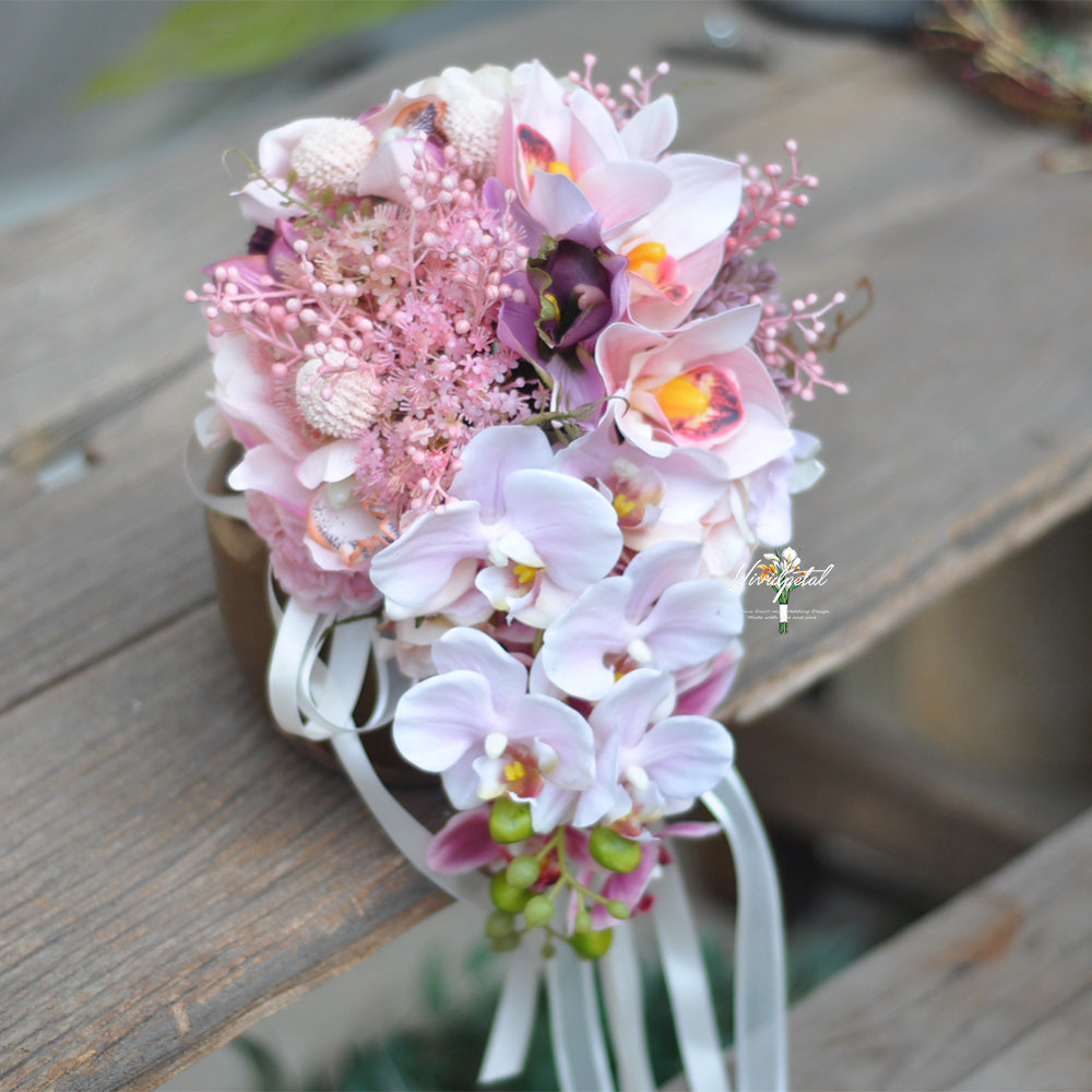 Real touch blush butterfly orchid bouquet/rustic bouquet/bridal bouquet/bridesmaid bouquet/lily bouquet best for outdoor wedding