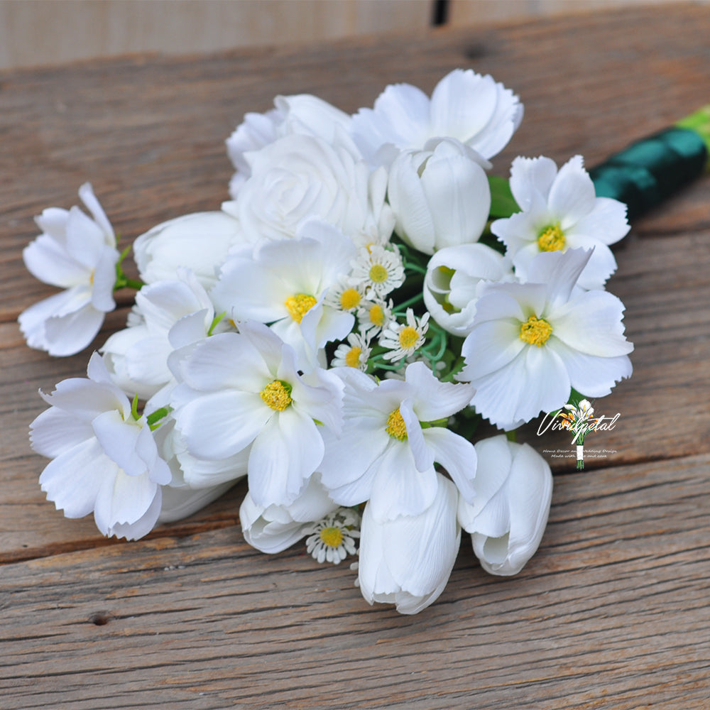 White tulip bouquet/real touch tulip bouquet/rose bouquet/rustic wedding bouquet/bridal bouquet/bridesmaids bouquet/flower girl bouquet