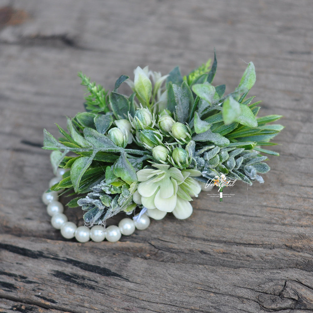 Foliage corsage/rustic grass corsage/mother corsage/spring wedding corsage/pearl bracelet corsage/full green corsage