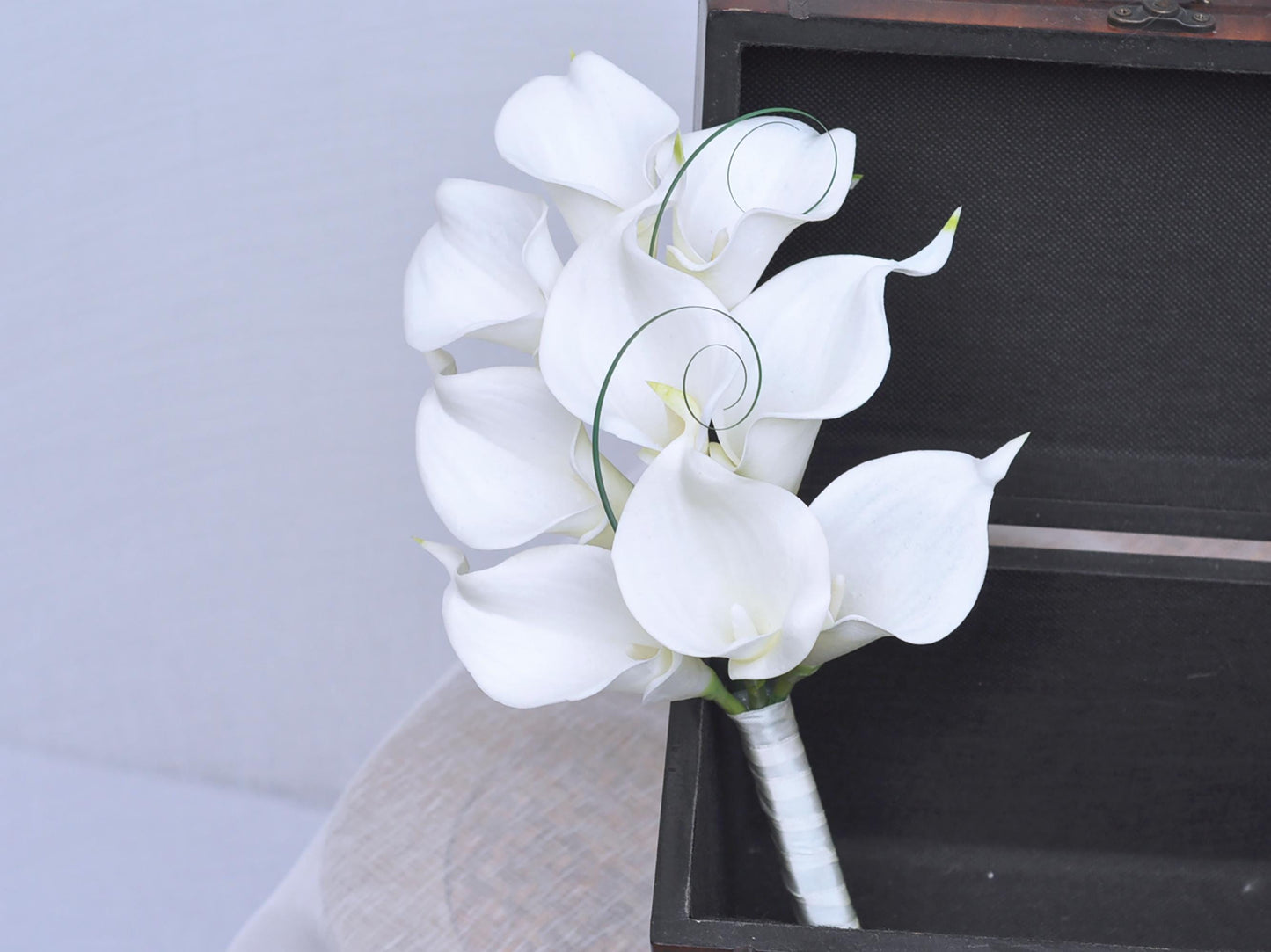 Real Touch Rustic White Calla Lily Bouquet, Pearl Center Calla Lily Bouquet, Choose Ribbon Color Bouquet, Bridesmaids Wedding Bouquet Set