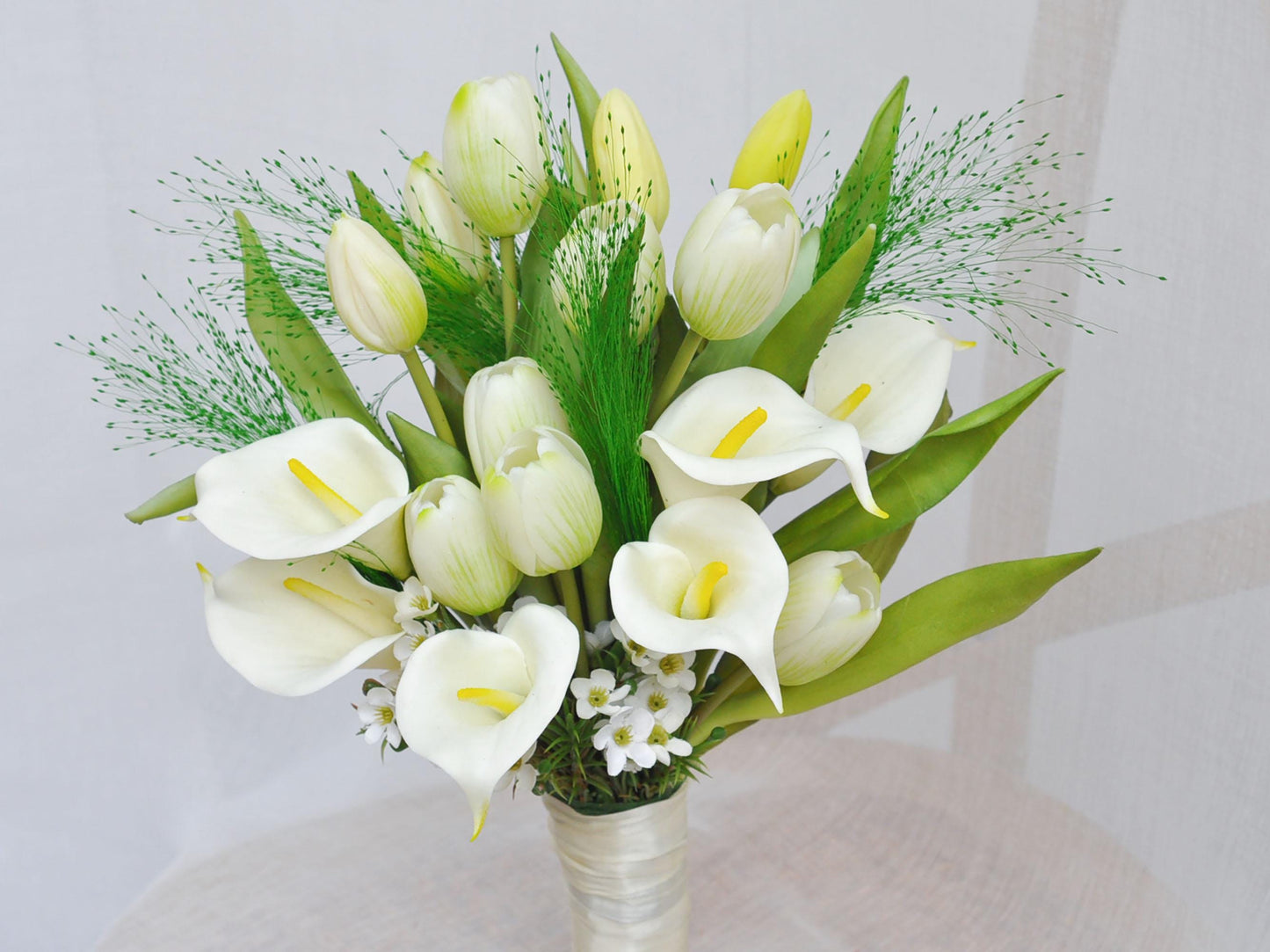 Elegant Rubber Tulip Flower Bouquet, Calla Lily Bridesmaid Bouquet, Rustic Tulip Wedding Bouquet, Tulip Floral Arrangements, Home Decor