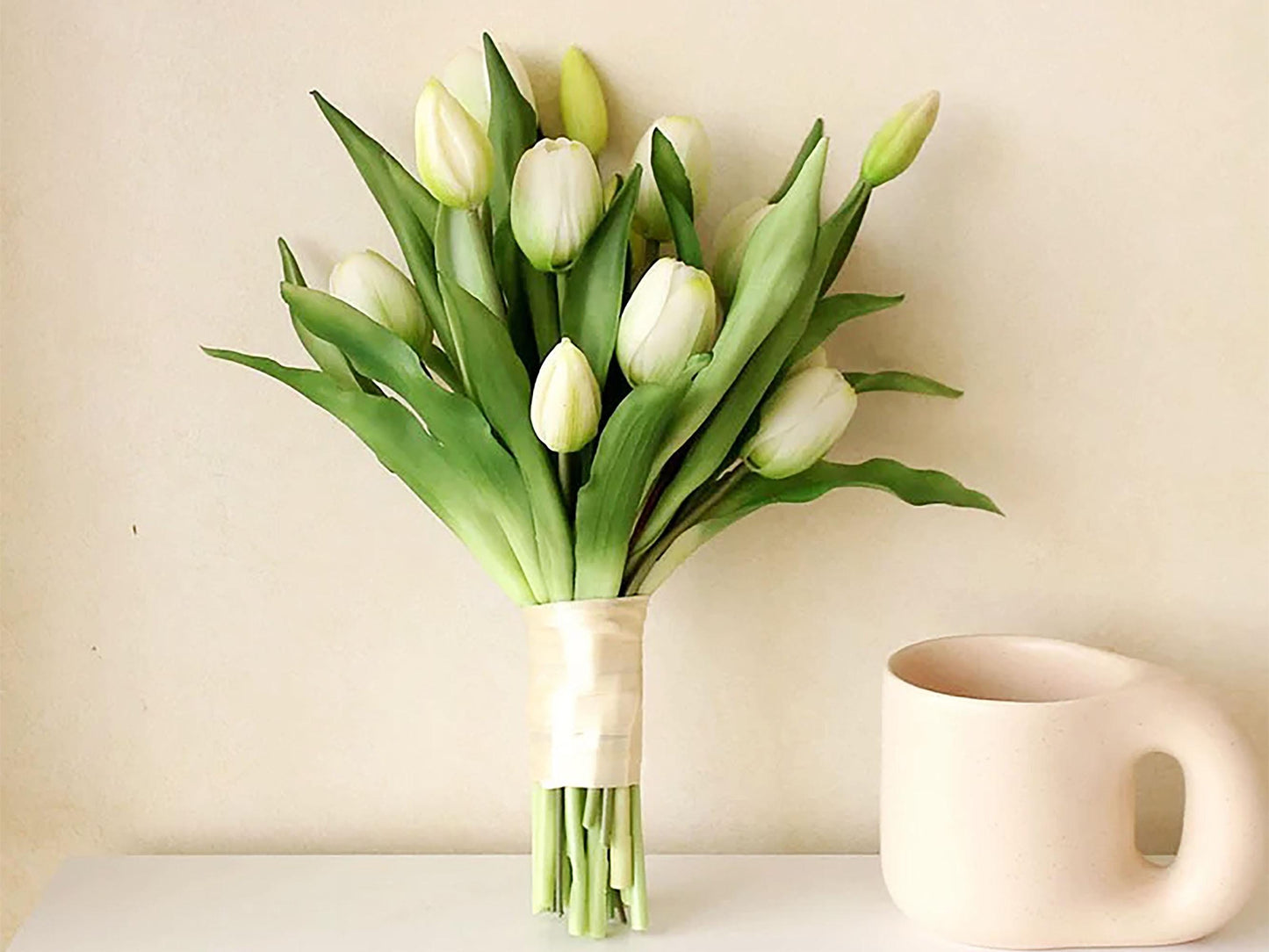 Elegant Rubber Tulip Flower Bouquet, Calla Lily Bridesmaid Bouquet, Rustic Tulip Wedding Bouquet, Tulip Floral Arrangements, Home Decor