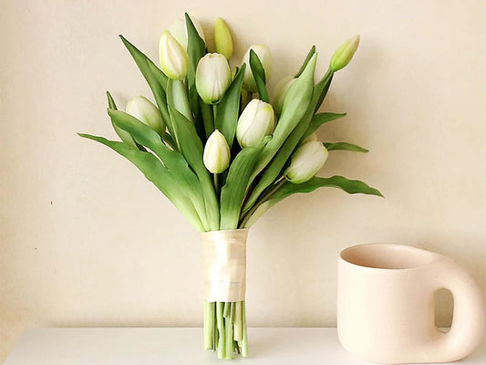 Elegant Rubber Tulip Flower Bouquet, Calla Lily Bridesmaid Bouquet, Rustic Tulip Wedding Bouquet, Tulip Floral Arrangements, Home Decor