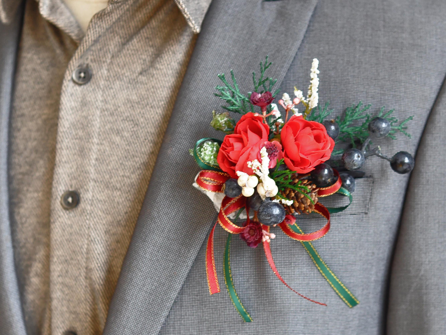 Classic Christmas Corsage, Christmas Corsage Gift, Baby Shower Corsage, Magnolia Corsage For Christmas Party, Event, Bridal Accessories