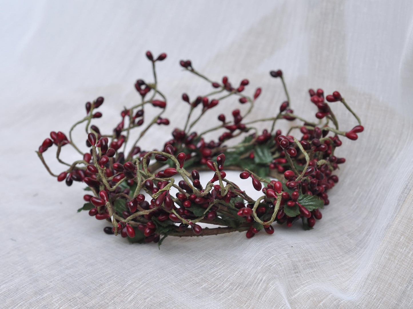 Pip Berry Christmas Candle Holder, Burgundy Pip Berry Candle Ring, Christmas Wreath Gift For Christmas Home Decor, Table Runner