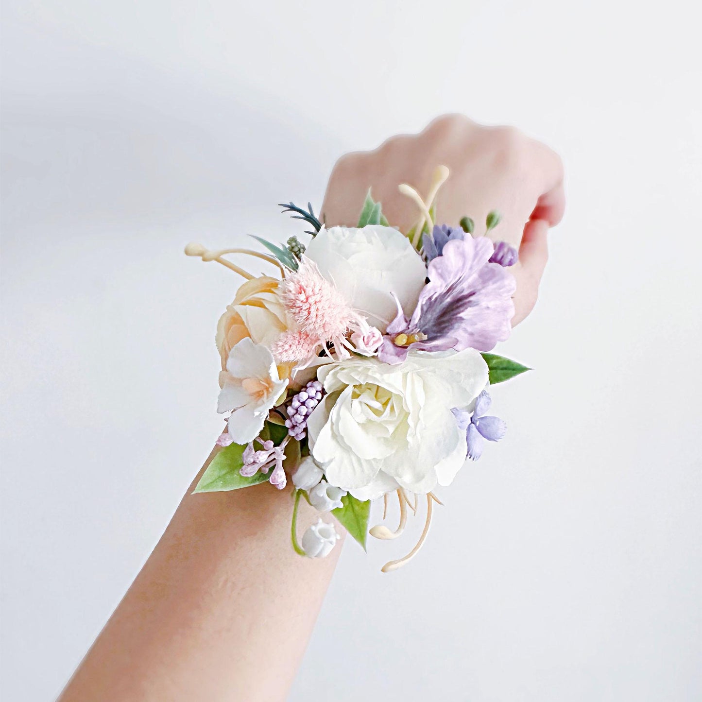 Dried Wildflower Pearl Bracelet Wrist Corsage Gift for Mom, Prom, Bridesmaid Gift, Elegant Wedding, Bridal Accessories, Best Man Boutonniere