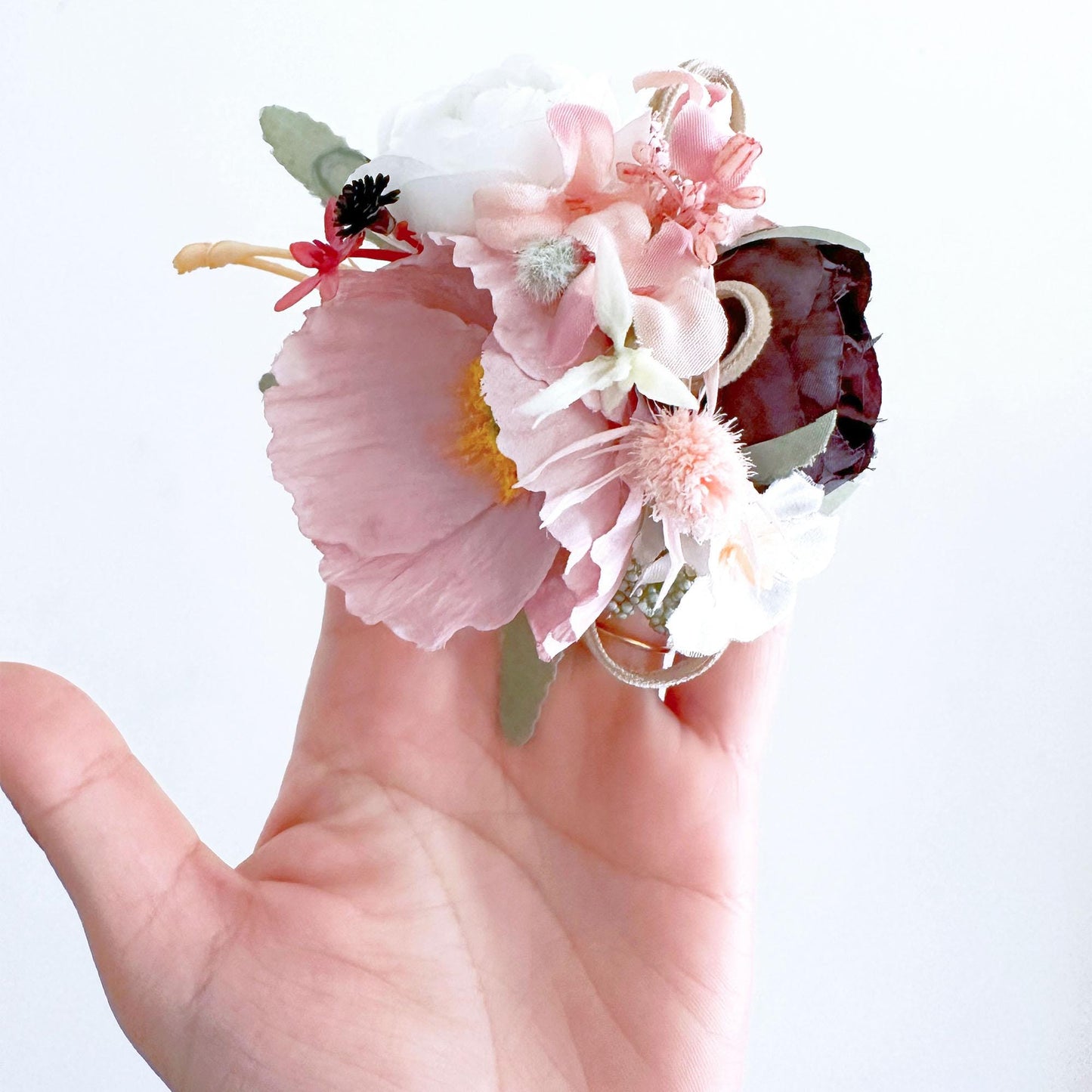 Dried Baby Pink Wildflower Pearl Bracelet Wrist Corsage Gift For Her Flower Girl, Bridesmaid Gift, Mom, Bridal Accessories, Prom Boutonniere