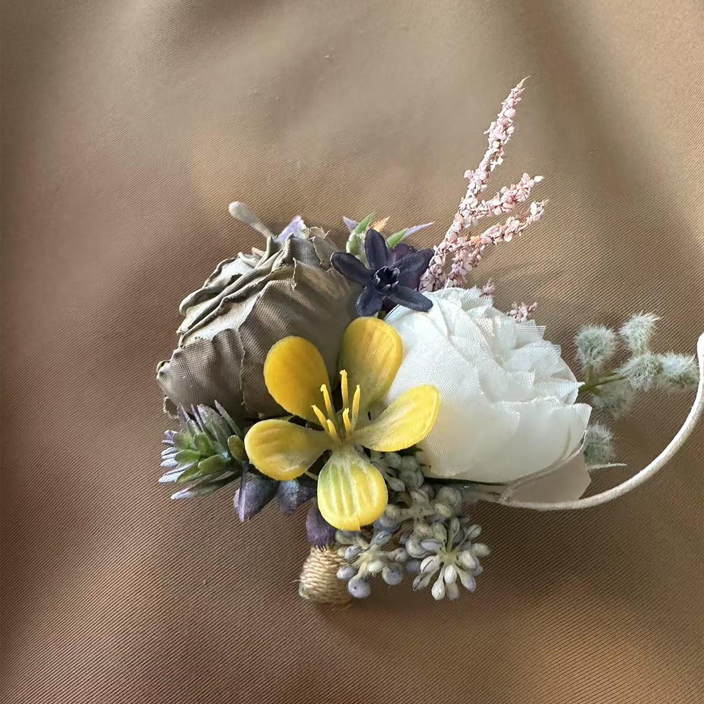 Vintage Brown Peony Boutonniere, Retro White Rose Boutonniere, Rustic Beach Wedding Gift, Dad Boutonniere Gift, Best Man Boutonniere Gift