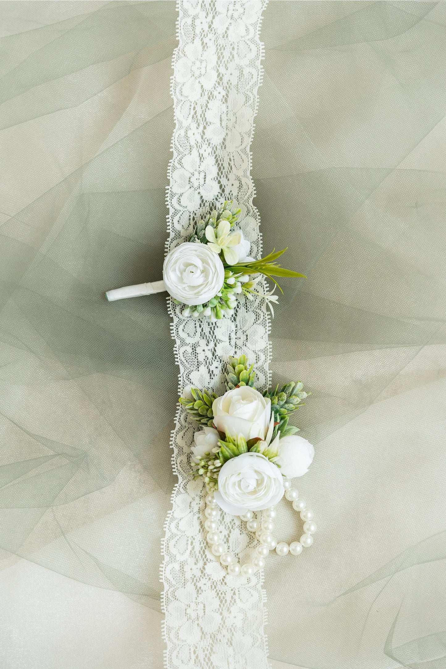 Rustic White Rose Pearl Bracelet Wrist Corsage Gift for Her Bridesmaid, Prom, Anniversary, Baby Shower, Bridal Accessories, Wedding Gift