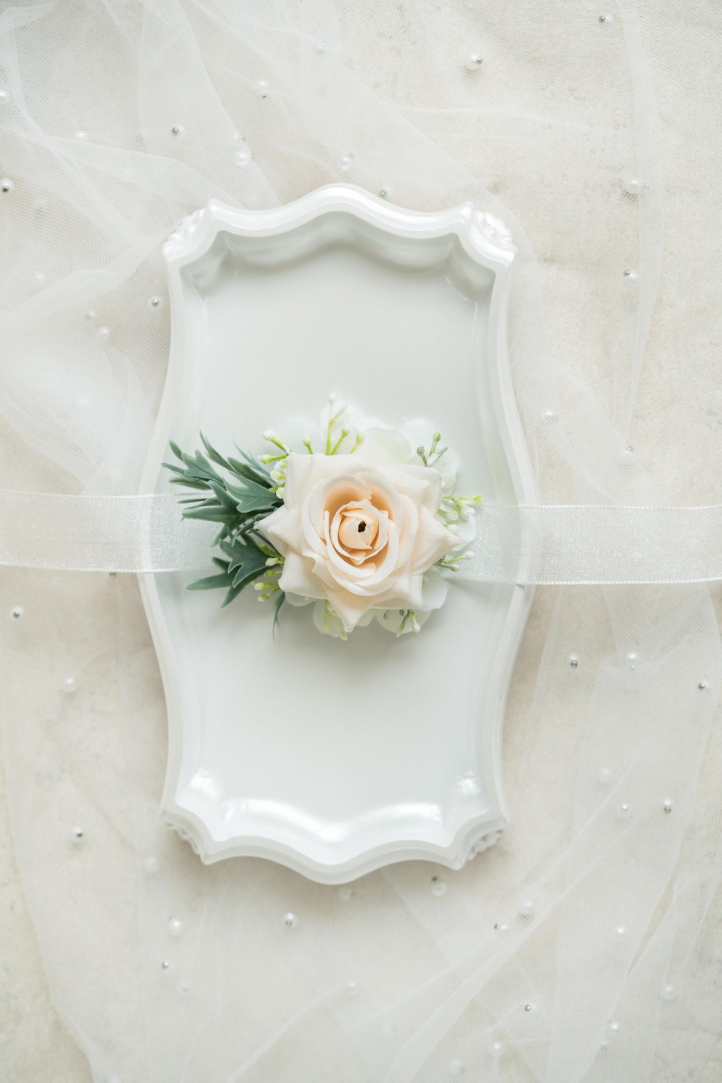 Soft White Rose Pearl Bracelet Wrist Corsage Gift for Her Elegant Wedding, Bridesmaid Gift, Prom Boutonniere, Mom Gift, Bridal Accessories