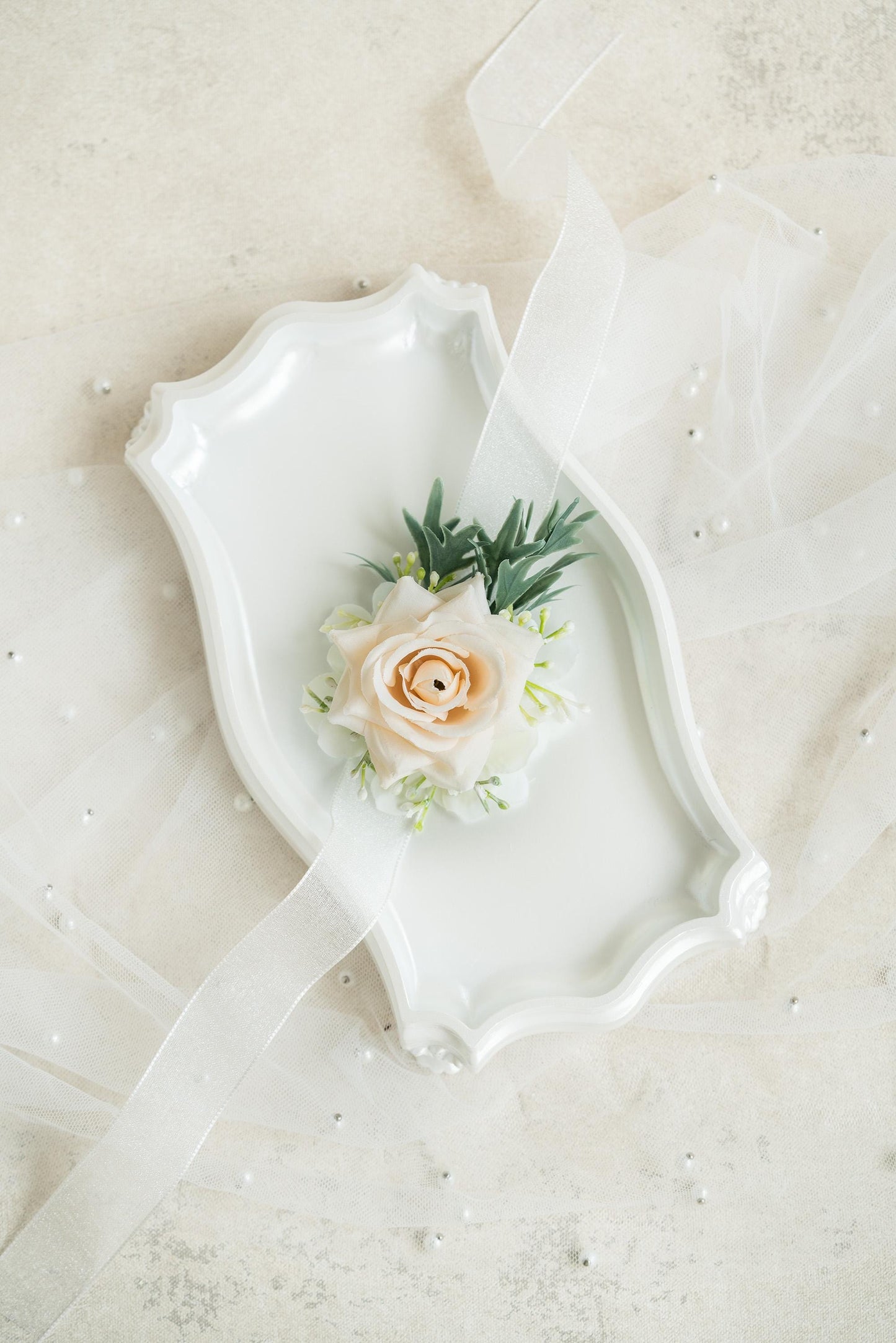 Soft White Rose Pearl Bracelet Wrist Corsage Gift for Her Elegant Wedding, Bridesmaid Gift, Prom Boutonniere, Mom Gift, Bridal Accessories