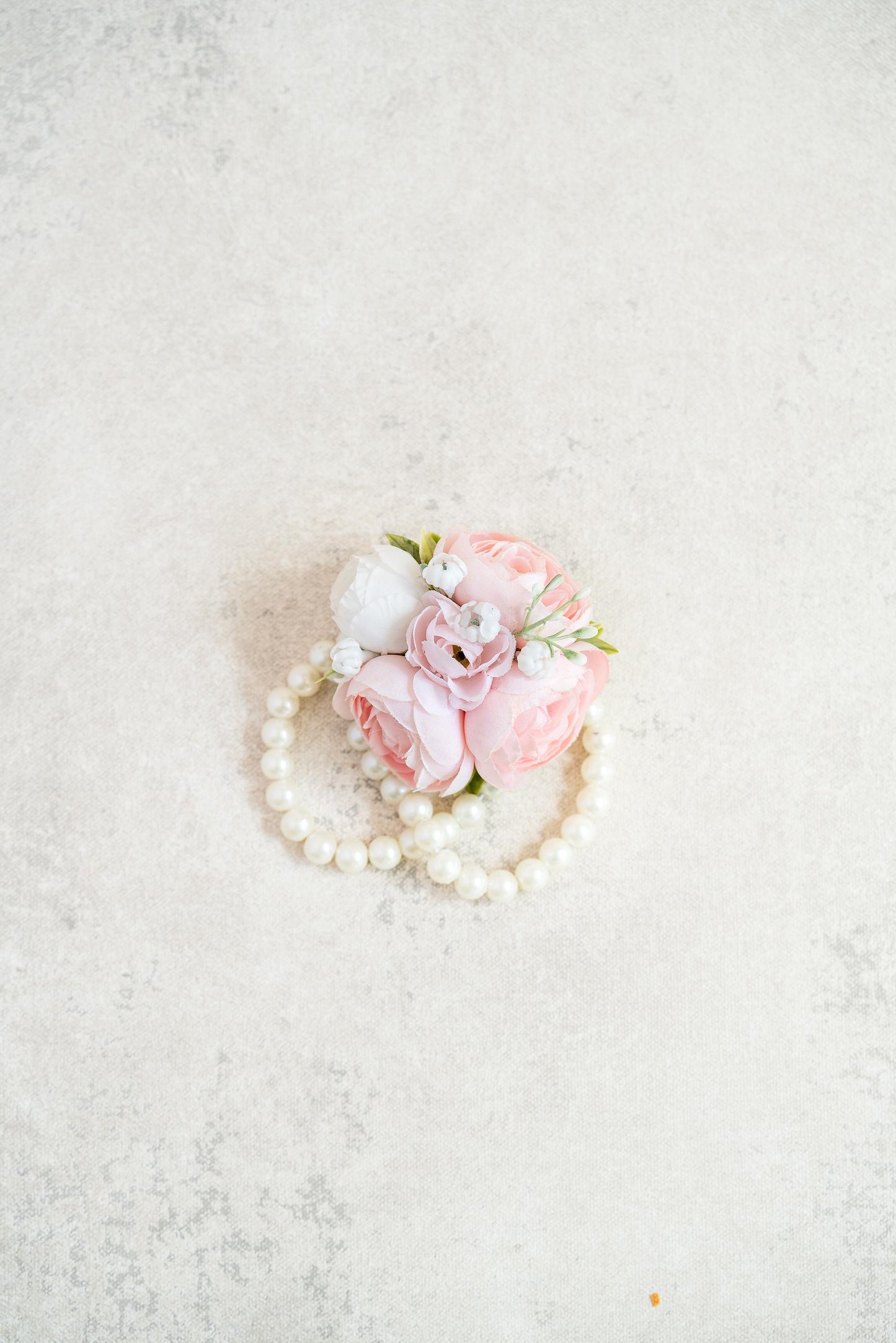 Cute Light Pink Rose Pearl Bracelet Wrist Corsage Gift for Her Bridesmaid, Sunflower Wedding Corsage, Bridal Accessories, Prom Boutonniere