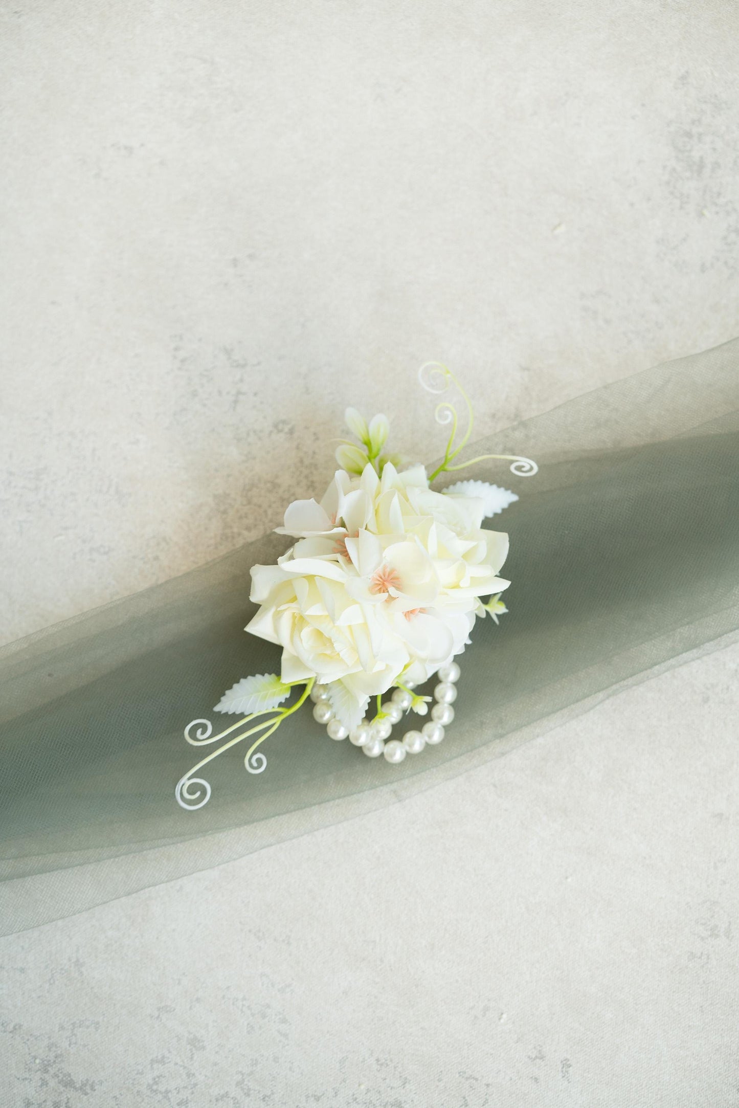 Rustic Ivory White Rose Pearl Bracelet Wrist Corsage Gift for Her, Prom, Rustic Wedding Bridal Accessories Bridesmaid, Mom Country Barn Swag