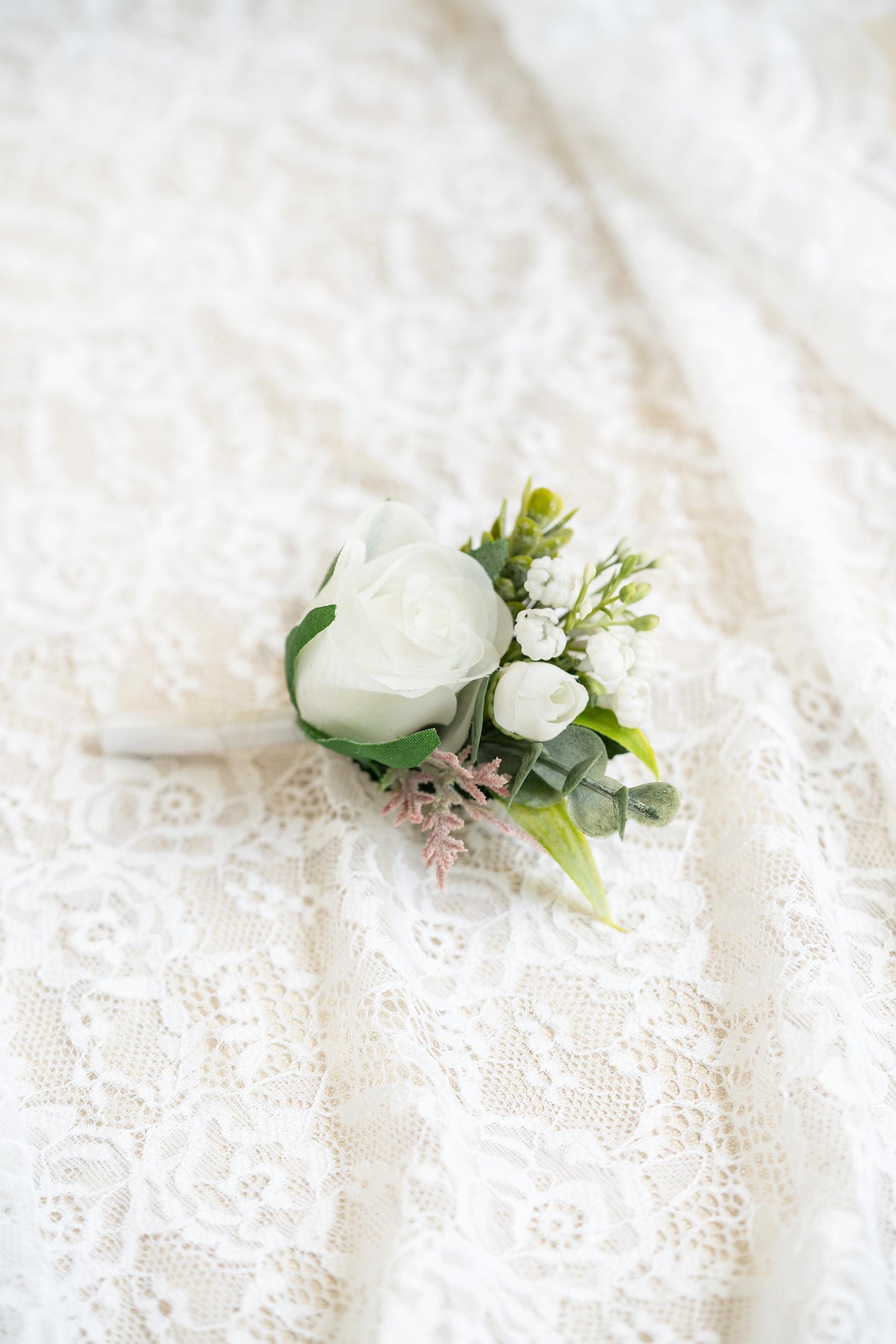 Cute White Rose Pearl Bracelet Corsage Bridesmaid Gift for Her, Anniversary, Baby Shower, Bridal Accessories, Prom Boutonniere Groom Gift