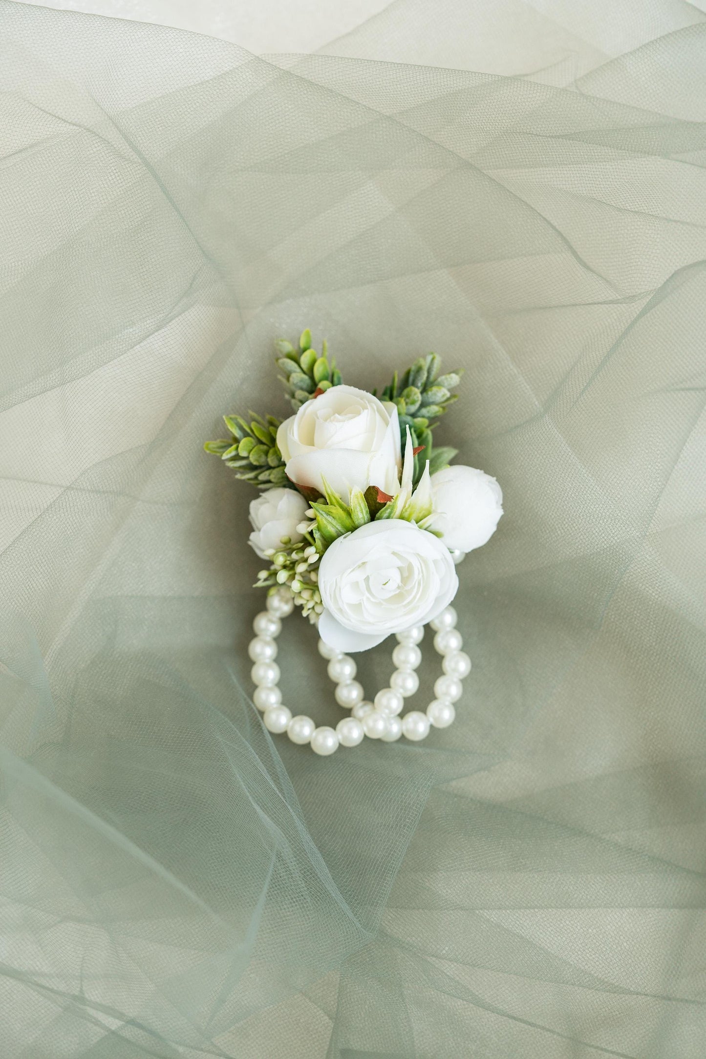 Rustic White Rose Pearl Bracelet Wrist Corsage Gift for Her Bridesmaid, Prom, Anniversary, Baby Shower, Bridal Accessories, Wedding Gift