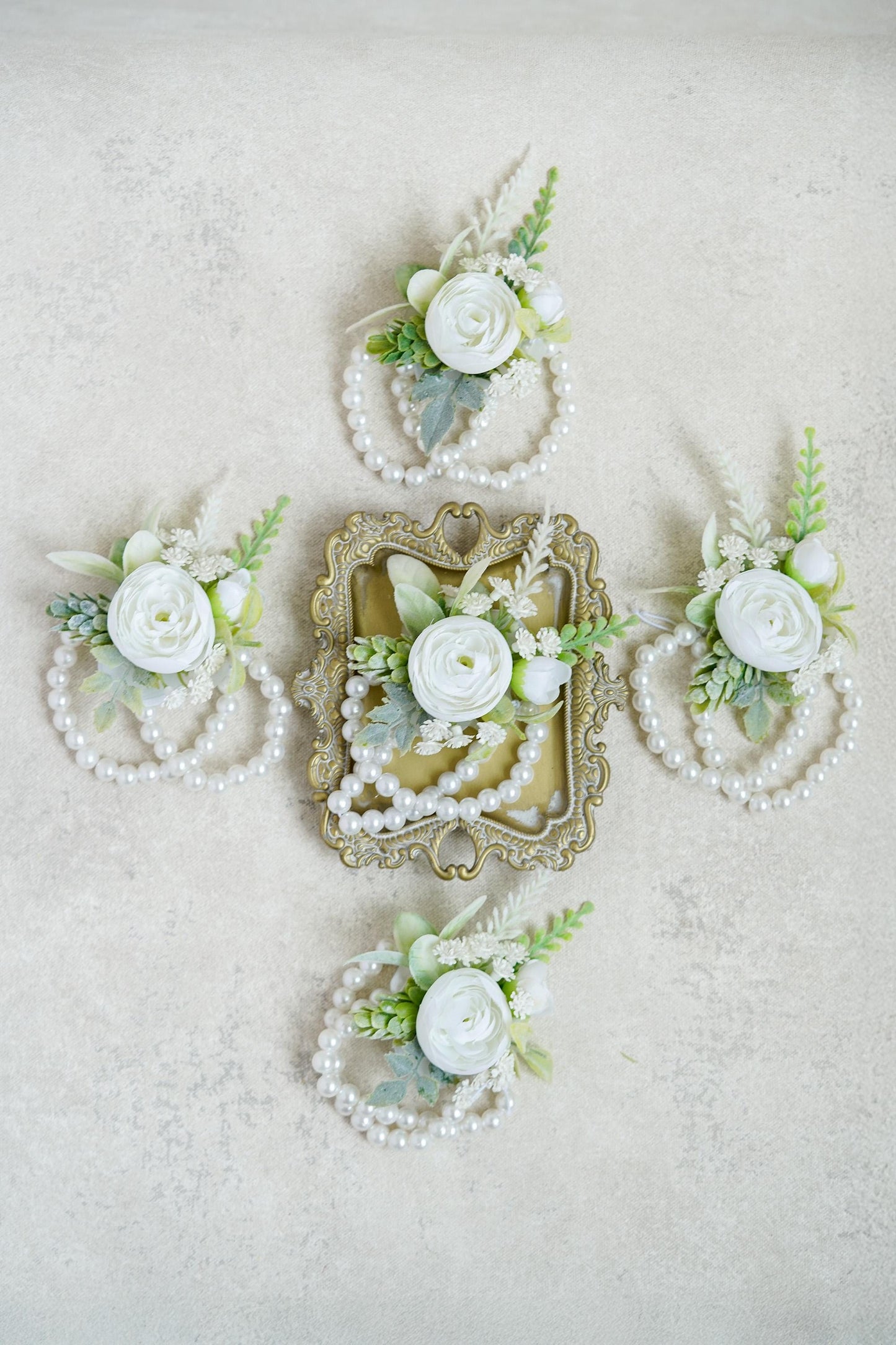 Personalized White Rose Pearl Bracelet Corsage, Gift for Mom, Bridesmaid, Beach Wedding, Baby Shower, Bridal Accessories, Prom Boutonniere