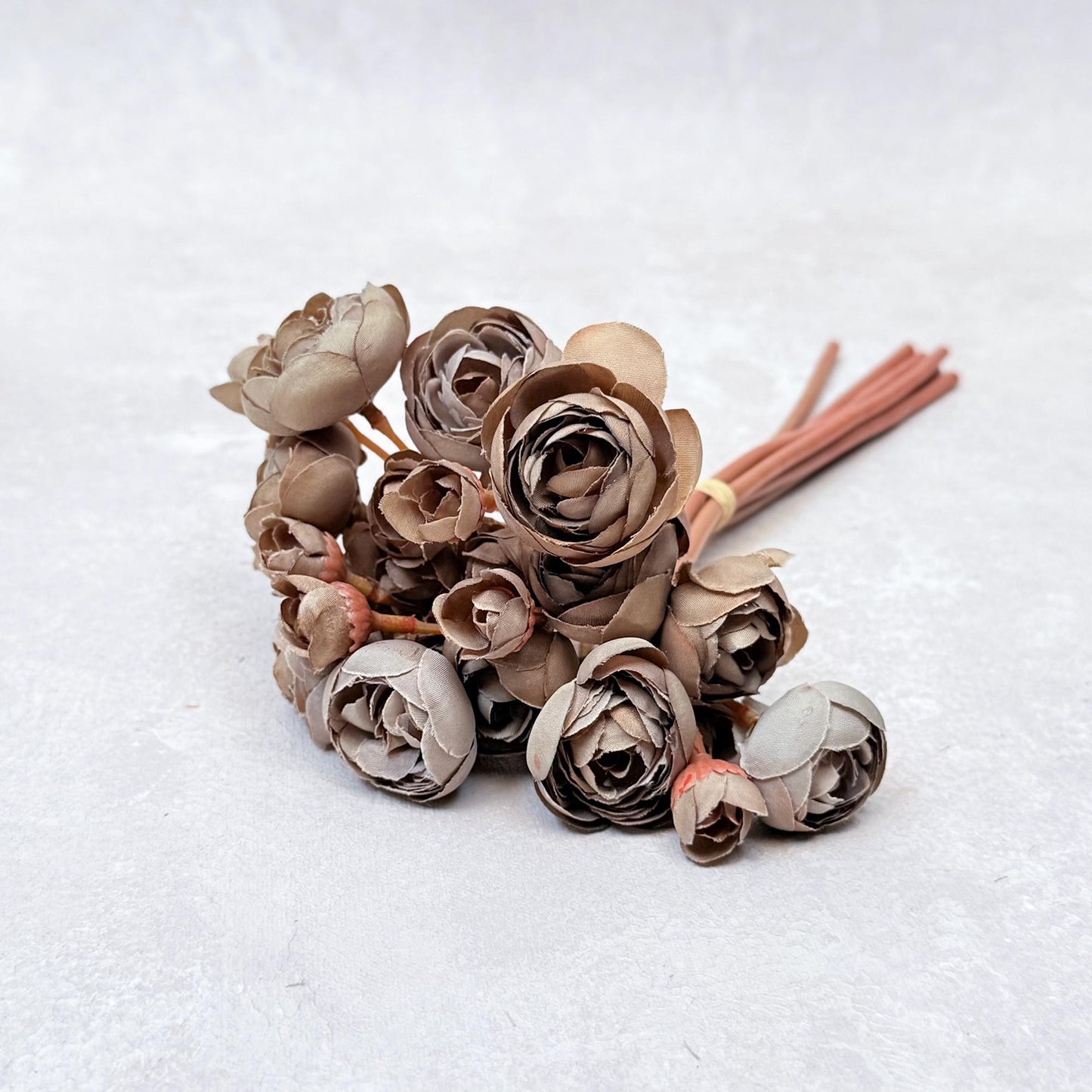 Brown Rose Stems – Faux Flower Bundle Perfect For DIY Wedding Bouquet, Wreath Design, Silk Ranunculus Centerpiece, Crafts & Arrangements
