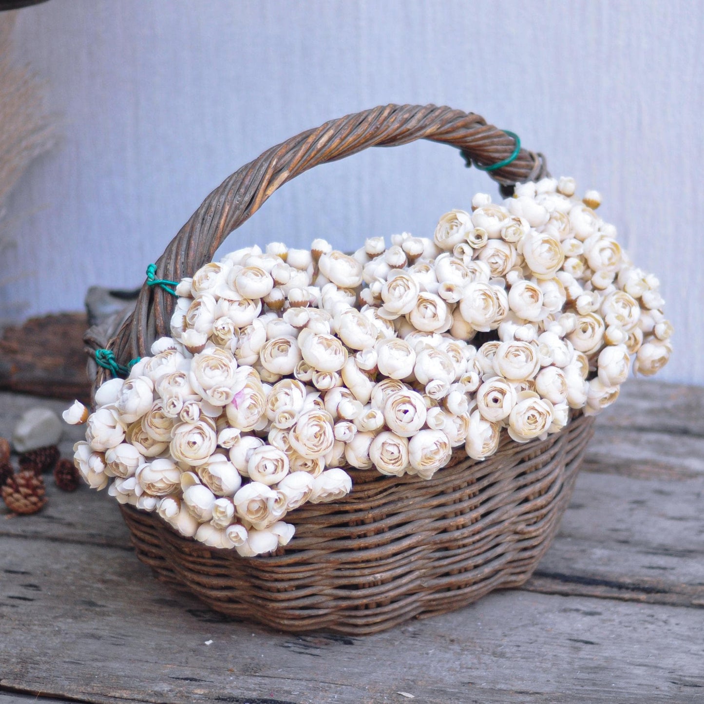 Ivory White Rose Stems – Faux Flower Bundle Perfect For DIY Wedding Bouquet, Wreath, Silk Ranunculus Centerpiece, Crafts & Arrangements