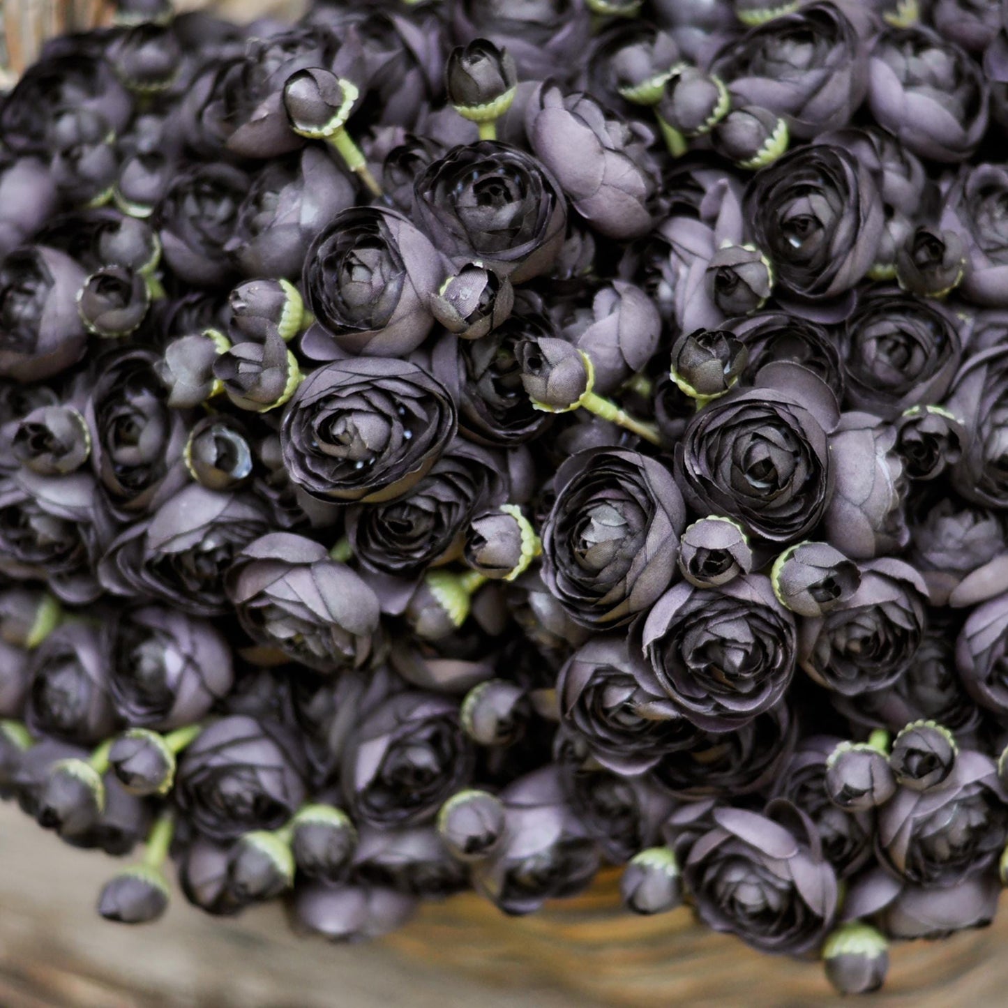 Black Rose Stems – Faux Flower Bundle Perfect For DIY Wedding Bouquet, Wreath Design, Silk Ranunculus Centerpiece, Crafts & Arrangements