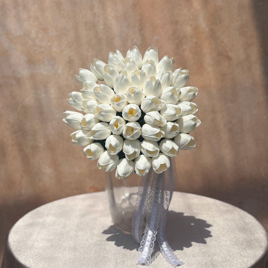 Elegant Cream White Tulip Bridal Bouquet - Perfect For Bridesmaid Bouquet, Rustic Wild Tulip Wedding Bouquet, White Tulip Bridal Accessories