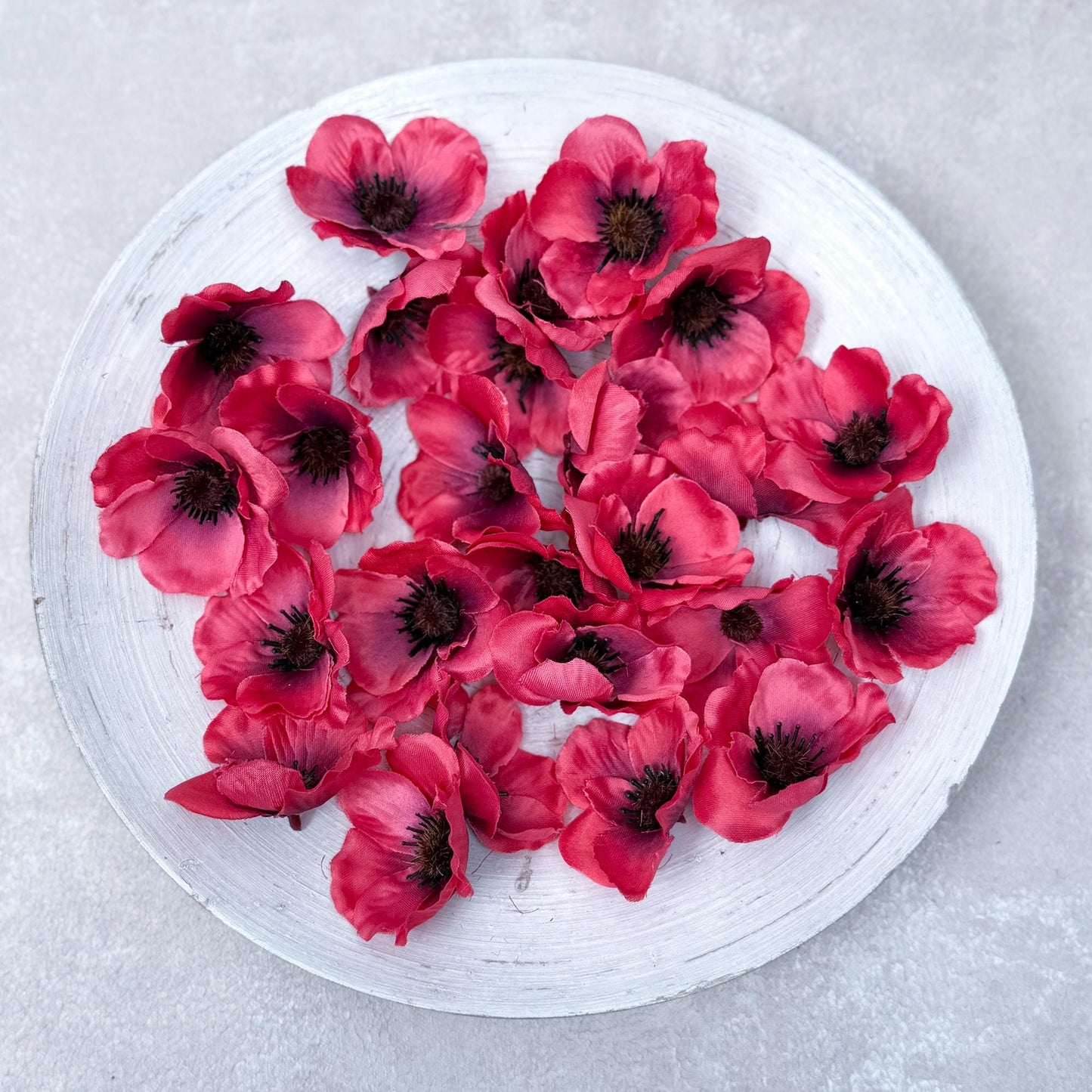 25 Red Cosmos Flower Head - Wedding Aisle Decor, Cake Topper, Flower Girl Basket Petals, DIY Silk Fake Flower Confetti, Fireplace mantel